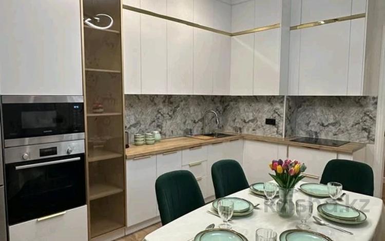 2-бөлмелі пәтер · 70 м² · 6/9 қабат, Ахмет Байтурсынулы 8, бағасы: 350 000 ₸ в Астане, Сарайшык р-н — фото 2