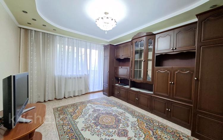 3-комнатная квартира · 63 м² · 3/5 этаж, Майкудук, Майкудук, 19й микрорайон 45а за 18.5 млн ₸ в Караганде, Алихана Бокейханова р-н — фото 2