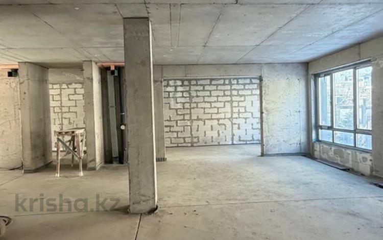 4-бөлмелі пәтер · 280 м² · 1/3 қабат, Жамакаева 252, бағасы: 205 млн ₸ в Алматы, Медеуский р-н — фото 47
