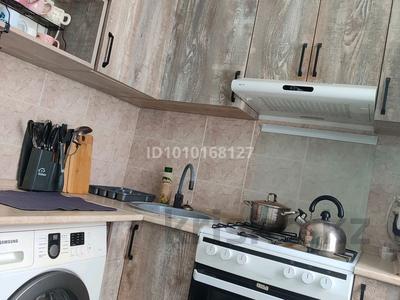 2-комнатная квартира · 43.9 м² · 2/5 этаж, мкр Михайловка , Осевая 6 за 10 млн 〒 в Караганде, Казыбек би р-н