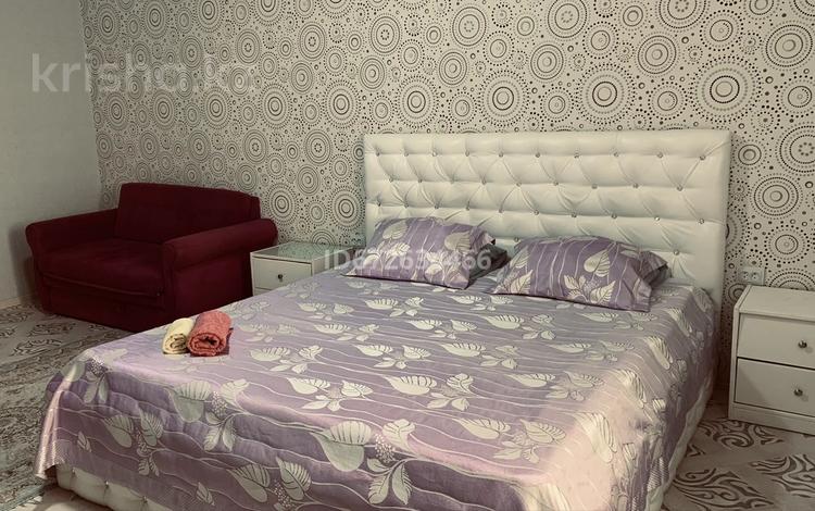 1-бөлмелі пәтер · 35 м² · 1/6 қабат, 17-ш/а. 90, бағасы: 11 000 ₸ в Актау, 17-й мкр — фото 88