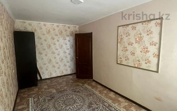3-комнатная квартира · 60 м² · 1/5 этаж, Братьев Жубановых за 14 млн ₸ в Актобе — фото 2