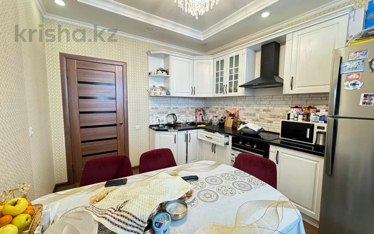 2-бөлмелі пәтер · 63.8 м² · 3/9 қабат, Қошқарбаева 41 — Жумабаева, бағасы: 51.2 млн ₸ в Астане, Сарайшык р-н — фото 2