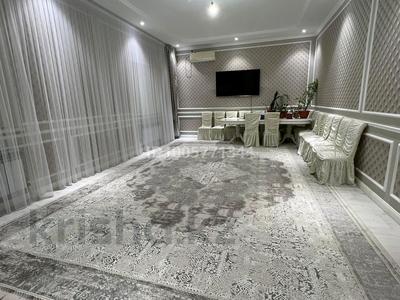 Отдельный дом · 4 комнаты · 196 м² · 10 сот., мкр Оркен, 34 27 за 45 млн 〒 в Атырау