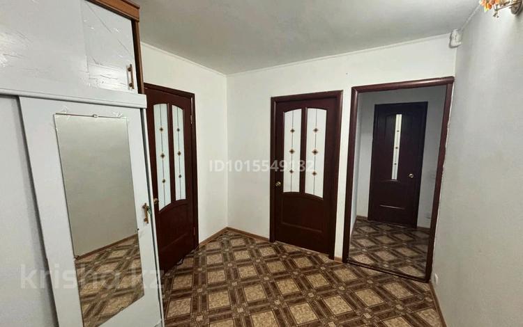 2-бөлмелі пәтер · 69.5 м² · 5/5 қабат, 2 ш/а., Гришина, бағасы: 15.5 млн ₸ в Актобе, мкр 8 — фото 2