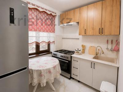 2-комнатная квартира · 44 м² · 1/5 этаж, 5 мкр за 17.5 млн ₸ в Талдыкоргане