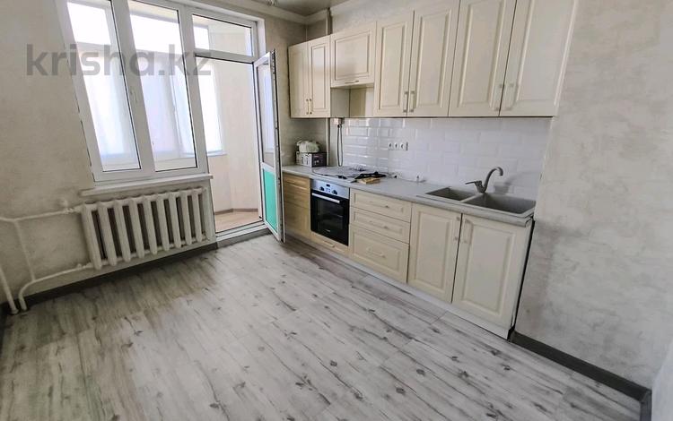 2-бөлмелі пәтер · 64 м² · 3/7 қабат, Мкр. Коктем 16, бағасы: 26.5 млн ₸ в Талдыкоргане, военный городок Улан — фото 2