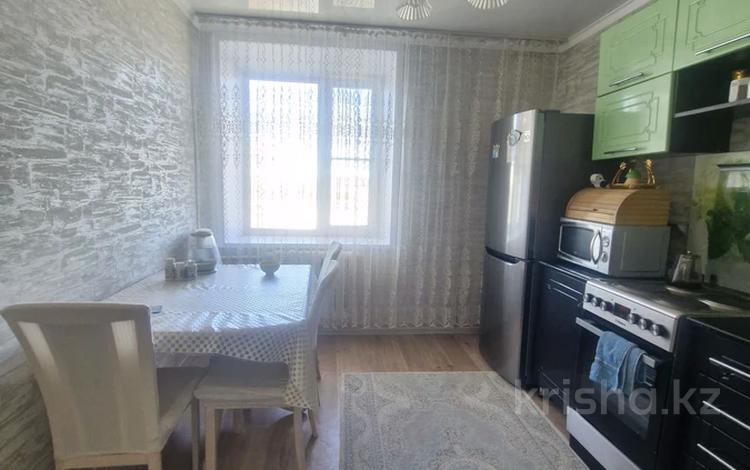 3-комнатная квартира · 66.2 м² · 4/4 этаж, Просп. Абая 150 за 19 млн ₸ в Экибастузе — фото 2