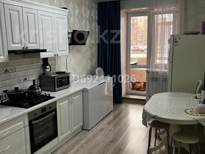 3-комнатная квартира, 93.9 м², 1/6 этаж, Юбилейный, мкрн Юбилейный 21 за 37 млн 〒 в Костанае, Юбилейный