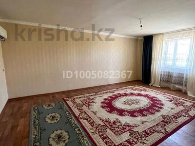 Жеке үй · 4 бөлме · 105 м² · 6.5 жүзд., Көктем жилмассив 25 — 7 мектеп,Ясин поликлиника қарама қарсы, бағасы: 9 млн ₸ в Атамекене