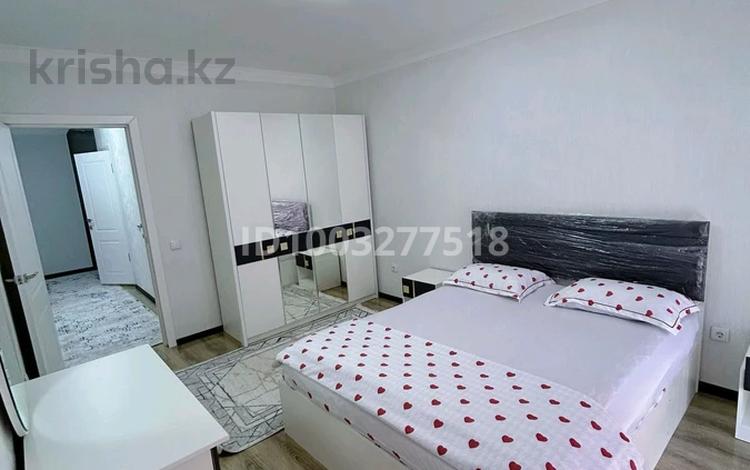 2-комнатная квартира · 80 м² · 4/12 этаж, 9 42/1 — Возле Акимата за 15 000 〒 в Туркестане — фото 2