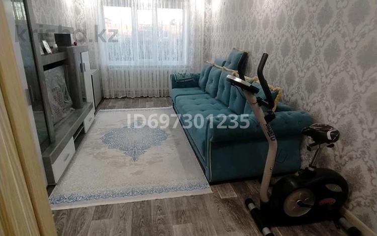 3-комнатная квартира · 71 м², Астана 30 за 20 млн ₸ в Аксу — фото 2