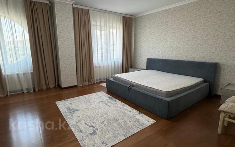 4-комнатная квартира · 180 м² · 7/14 этаж, Луганского 1 за 760 000 ₸ в Алматы, Медеуский р-н — фото 2