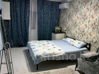 1-комнатная квартира · 32 м² · 2/5 этаж, Муратбаева 17 за 12 000 〒 в 