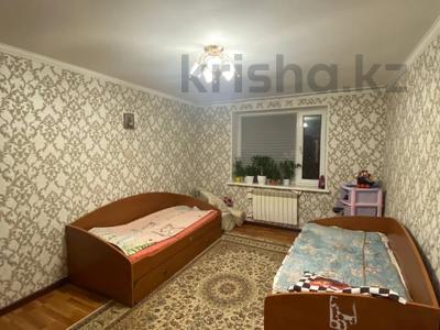 3-комнатная квартира · 82.5 м² · 6/10 этаж, 12 микрорайон за 25.5 млн 〒 в Актобе