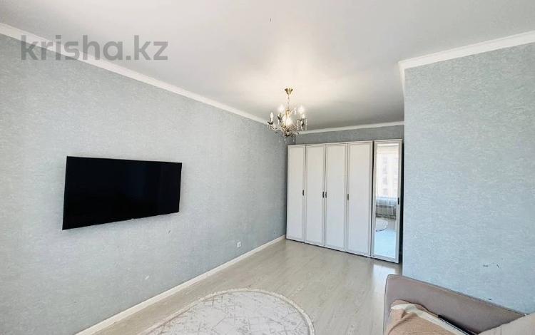 1-бөлмелі пәтер · 35 м² · 8/9 қабат, Жошы хан 6 — Бухар жырау, бағасы: 24.5 млн ₸ в Астане, Есильский р-н — фото 14