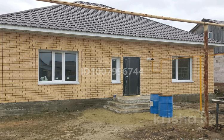 Отдельный дом · 4 комнаты · 130 м² · 10 сот., 2квартал, 551 за 43 млн 〒 в Костанае — фото 2