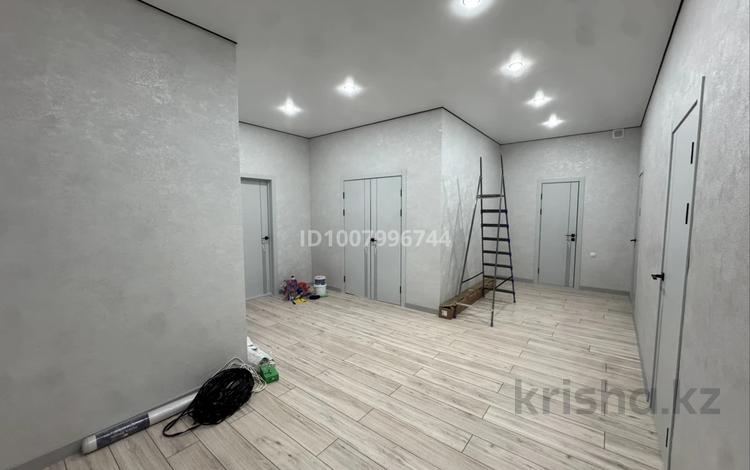 Жеке үй · 4 бөлме · 131 м² · 10 сот., 2квартал, 551, бағасы: 45 млн 〒 в Костанае — фото 15