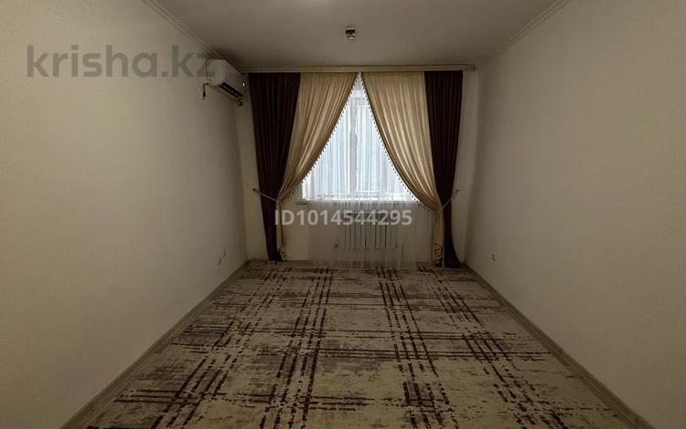 3-комнатная квартира · 78 м² · 4/5 этаж, Левый берег 2 мкр 23 за 130 000 ₸ в  — фото 2