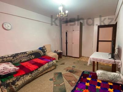 1-комнатная квартира · 30.3 м² · 4/5 этаж, Ауэзова за 11.2 млн 〒 в Семее