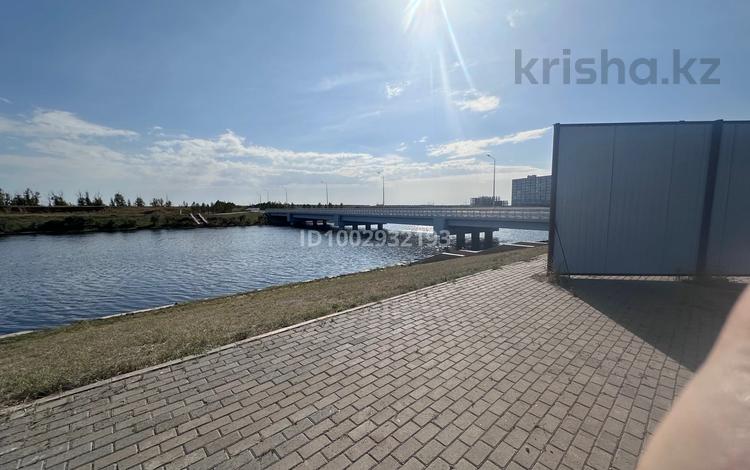 Дача · 2 комнаты · 100 м² · 8 сот., Тупиковая 28 — Район вокзал Нурлы-Жол за 36 млн 〒 в Астане, Алматы р-н — фото 2