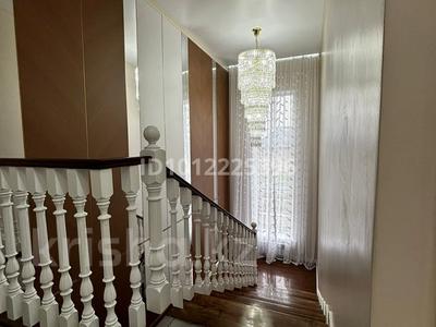 Часть дома · 8 комнат · 300 м² · 6 сот., 4-я ул. 34 за 80 млн ₸ в Боралдае (Бурундай)