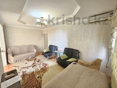 2-комнатная квартира, 50 м², 2/5 этаж, 9-й мкр 3 — РЯДОМ С РОНЕСАНСОМ за 15.5 млн 〒 в Актау, 9-й мкр