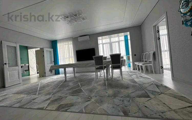 3-комнатная квартира, 91.6 м², 3/5 этаж, Женис за 55 млн 〒 в Уральске — фото 2