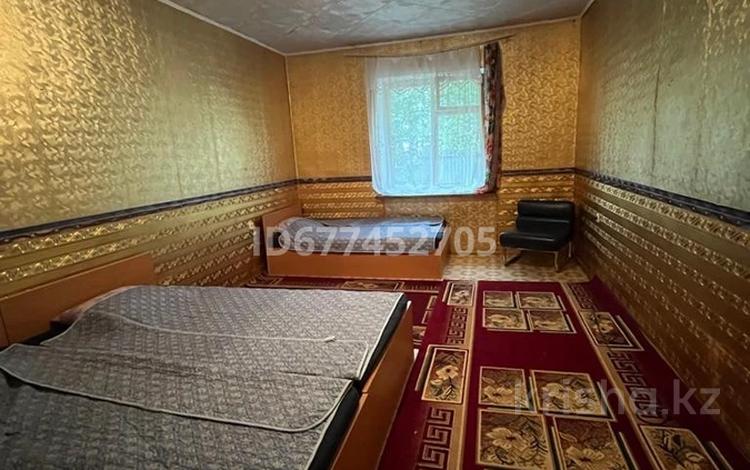 3-комнатный дом посуточно, 80 м², Советская 24 — Жумабаева за 35 000 〒 в Бурабае — фото 2