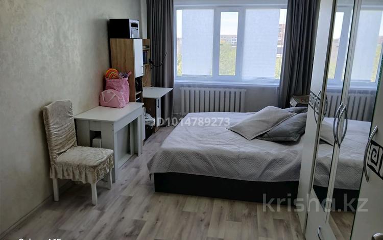 2-комнатная квартира · 47.9 м² · 5/5 этаж, 3 микр 6 за 8.5 млн ₸ в Абай — фото 7