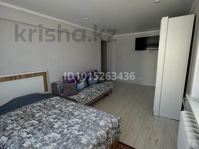 1-комнатная квартира · 38 м² · 2/4 этаж, Молдагулова 1 — Дворец культуры, Молдагулова, Желтоксан за 120 000 ₸ в Балхаше