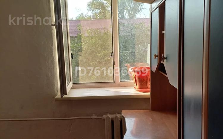 3-бөлмелі пәтер · 60 м² · 2/2 қабат, Туймебая, Военный городок — Первомайские пруды, бағасы: 18 млн ₸ в  — фото 5