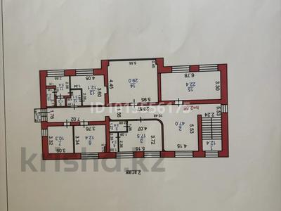 5-комнатная квартира · 300 м² · 2/2 этаж, 5-й микрорайон, Карбышева — Саяхат за 150 млн ₸ в Костанае