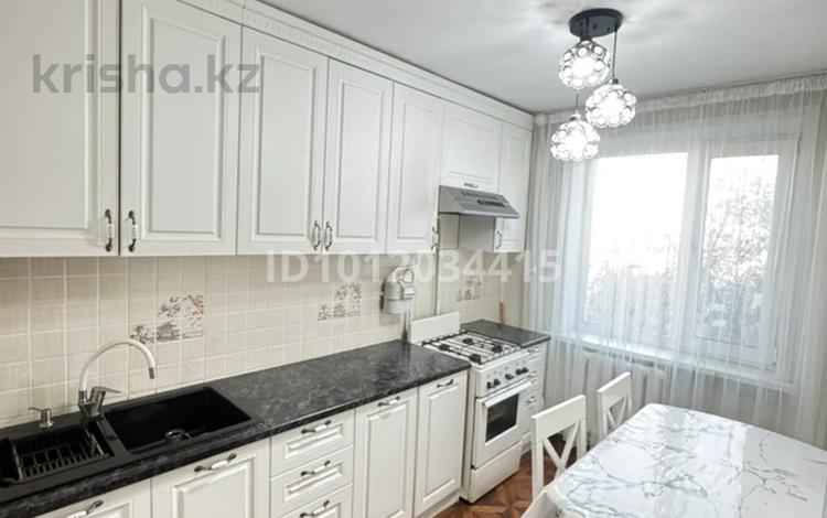 2-бөлмелі пәтер · 51 м² · 5/5 қабат, ул. Кошке Кеменгерулы 8, бағасы: 18 млн ₸ в Астане, р-н Байконур — фото 2
