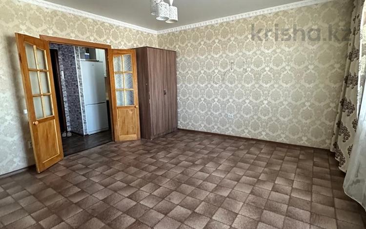 1-бөлмелі пәтер, 40.8 м², 5/5 қабат, Майкудук, мкр Восток-3 17, бағасы: 10.5 млн 〒 в Караганде, Алихана Бокейханова р-н — фото 2