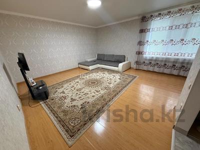 1-бөлмелі пәтер · 53 м² · 2/5 қабат, Жургенова 58 — Напротив снпс, бағасы: 150 000 ₸ в Актобе, мкр. Курмыш