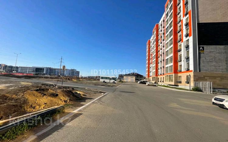 2-комнатная квартира · 70 м² · 1/9 этаж, мкр Нурсая, Абулхайыр хана 51а — Рядом Бином, ЦОН за 33 млн 〒 в Атырау — фото 3