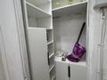 2-бөлмелі пәтер · 46 м² · 5/5 қабат, Курмангазы 44 — Остановка магазин Урал рядом дом быта торговый дом, бағасы: 140 000 ₸ в Уральске, мкр Школьник — фото 8