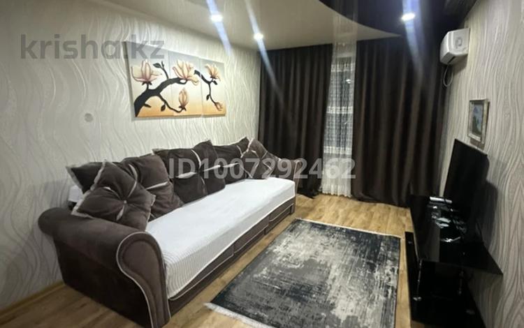2-бөлмелі пәтер · 48.2 м², Жаңа қала ш/а., Нуркена Абдирова 26, бағасы: 13 000 ₸ в Караганде, Казыбек би р-н — фото 2