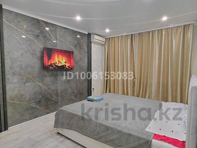 1-комнатная квартира · 50 м² · 1/9 этаж, мкр 12 — Аль-Фараби за 10 000 ₸ в Актобе