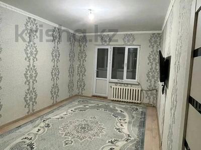 2-комнатная квартира, 52 м², 4/5 этаж помесячно, мкр Малый Самал, улица Байтурсынова 84 — Байтурсынова ОНКОЛОГИЯ за 120 000 〒 в Шымкенте, Аль-Фарабийский р-н