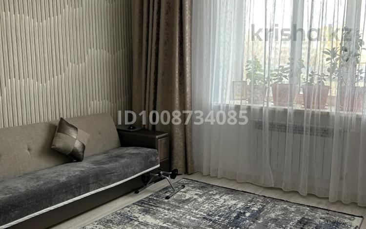 2-бөлмелі пәтер · 60.7 м² · 4/5 қабат, Дружбы-народов 4/6, бағасы: 22.5 млн 〒 в Аксае — фото 2