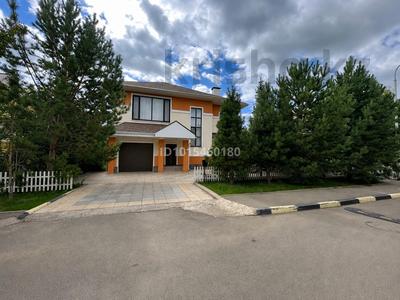 Жеке үй · 7 бөлме · 300 м² · 7 жүзд., Переулок 220 2, бағасы: 1.5 млн ₸ в Астане, Есильский р-н