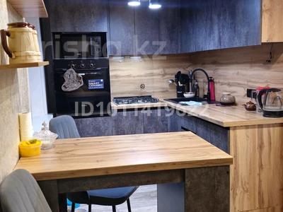 2-комнатная квартира · 47 м² · 5/5 этаж, Пришахтинск, Пришахтинск, 21й микрорайон 23 за 15 млн 〒 в Караганде, Алихана Бокейханова р-н