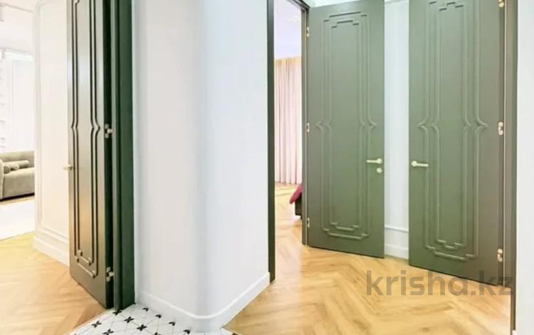 3-комнатная квартира · 69 м² · 3/12 этаж, Турар Рыскулов 18 за 72 млн ₸ в Астане, Есильский р-н — фото 2