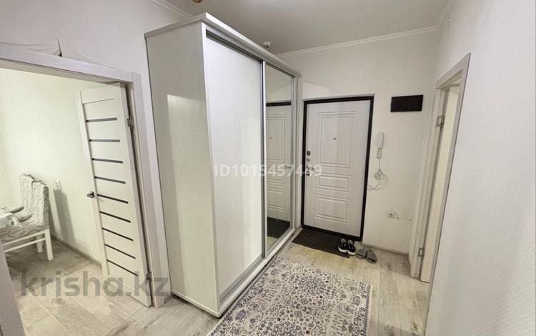 2-комнатная квартира · 55 м² · 3/18 этаж, Сарыарка 43 за 260 000 ₸ в Астане, Сарыарка р-н — фото 2