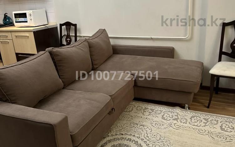 1-бөлмелі пәтер · 52 м² · 2/9 қабат, Жамбыла 211 — Гагарина, бағасы: 2 500 〒 в Алматы, Алмалинский р-н — фото 2