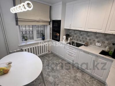 Продажа квартир в Карагандинской обл.: 4-комнатная квартира · 102 м² · 1 этаж, Пр Республики 39/4 за 36.5 млн 〒 4-комнатная квартира · 102 м² · 1 этаж, Пр Республики 39/4 за 36.5 млн 〒 в Темиртау