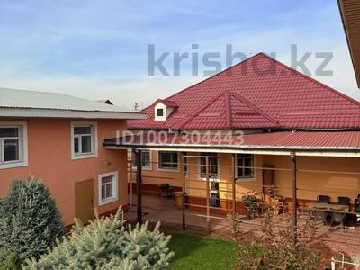 Отдельный дом · 6 комнат · 210 м² · 8 сот., мкр Кайтпас 1, Мкр Кайтпас 1, Ул. Акбаева 84 — Акбаева/Байтерекова за 72 млн 〒 в Шымкенте, Каратауский р-н