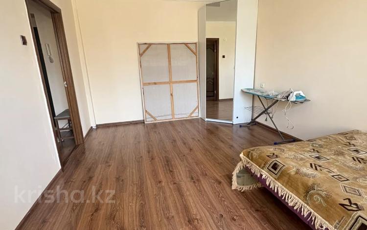 1-комнатная квартира · 37 м² · 4/5 этаж, Толе би за 250 000 ₸ в Алматы, Алмалинский р-н — фото 2